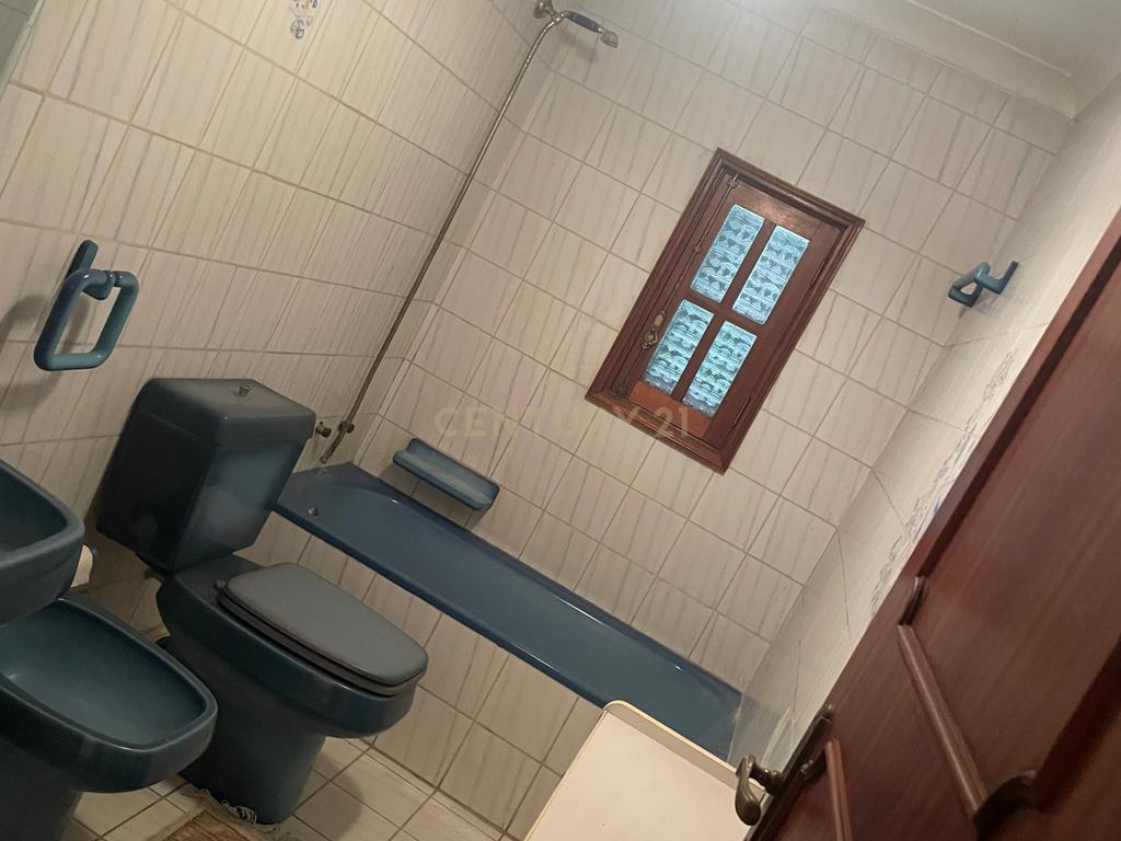 Casa T3 com Vista Panorâmica em Chaves - Image 13