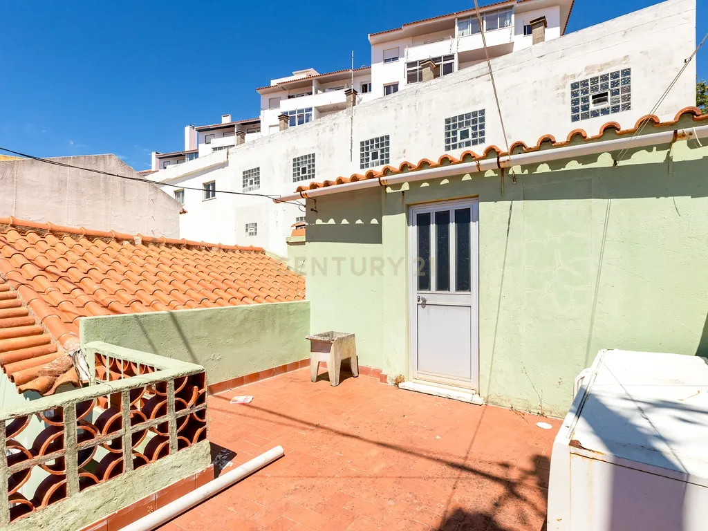 Duas Moradias em Alvide, Cascais - Image 22