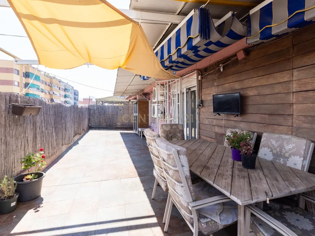 Ático com terraço espetacular e lugar de estacionamento - Image 24