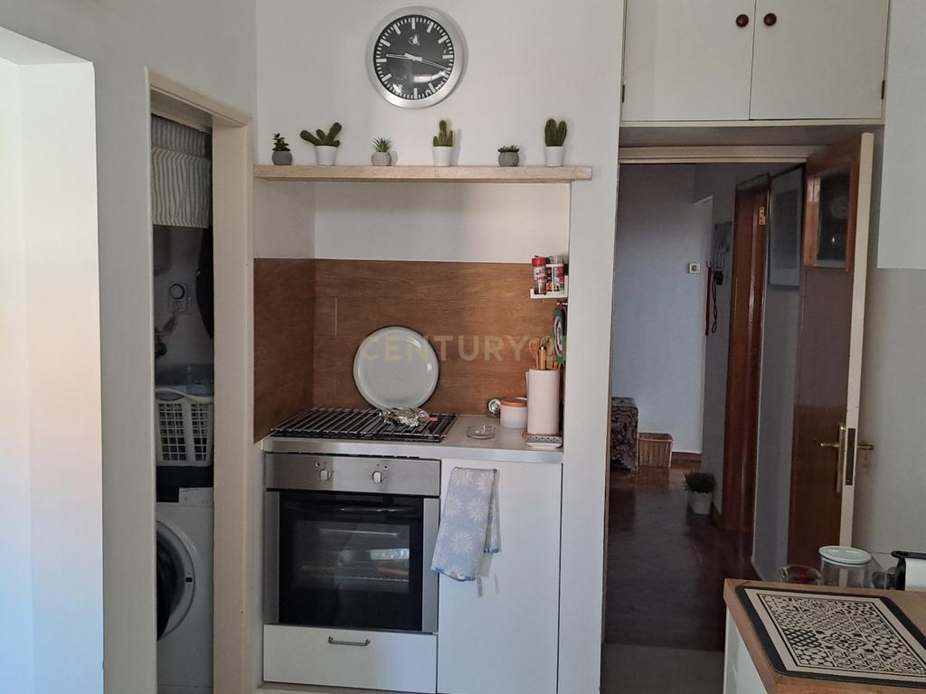 Apartamento T4 na Rua Gil Vicente - Parede - Image 6