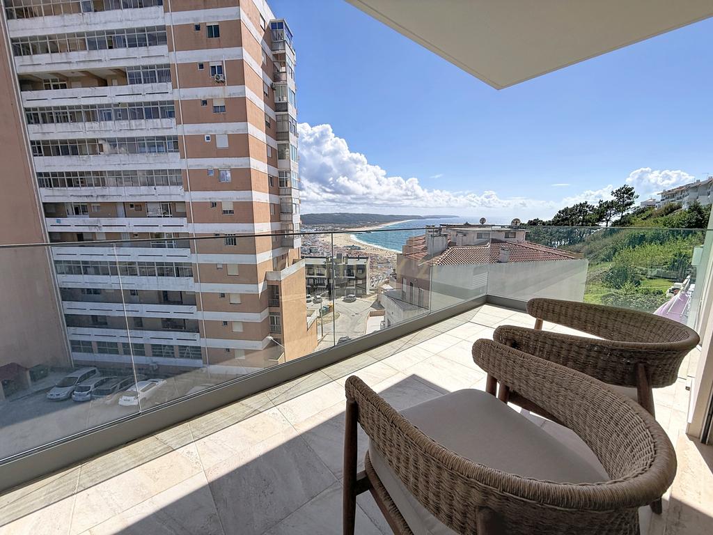 Apartamento Novo com Terraço e Piscina Privativa em Nazaré - Image 41