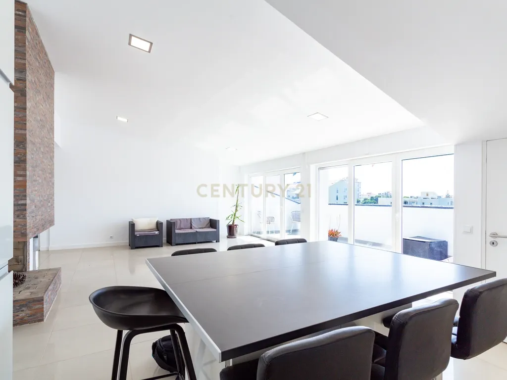 Penthouse T3 com vista mar e serra - Cascais - Image 47