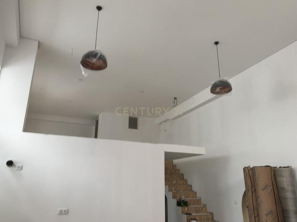 Prédio com 7 frações junto Avenida Luísa Todi, Setúbal - Image 31