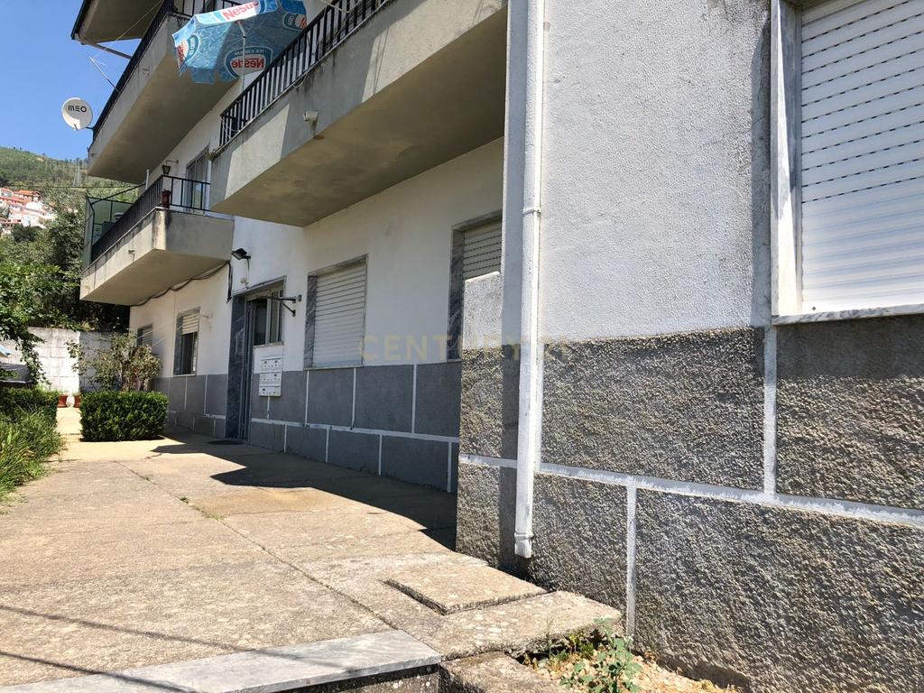 Apartamento T3 em Tortosendo, Covilhã - Image 2
