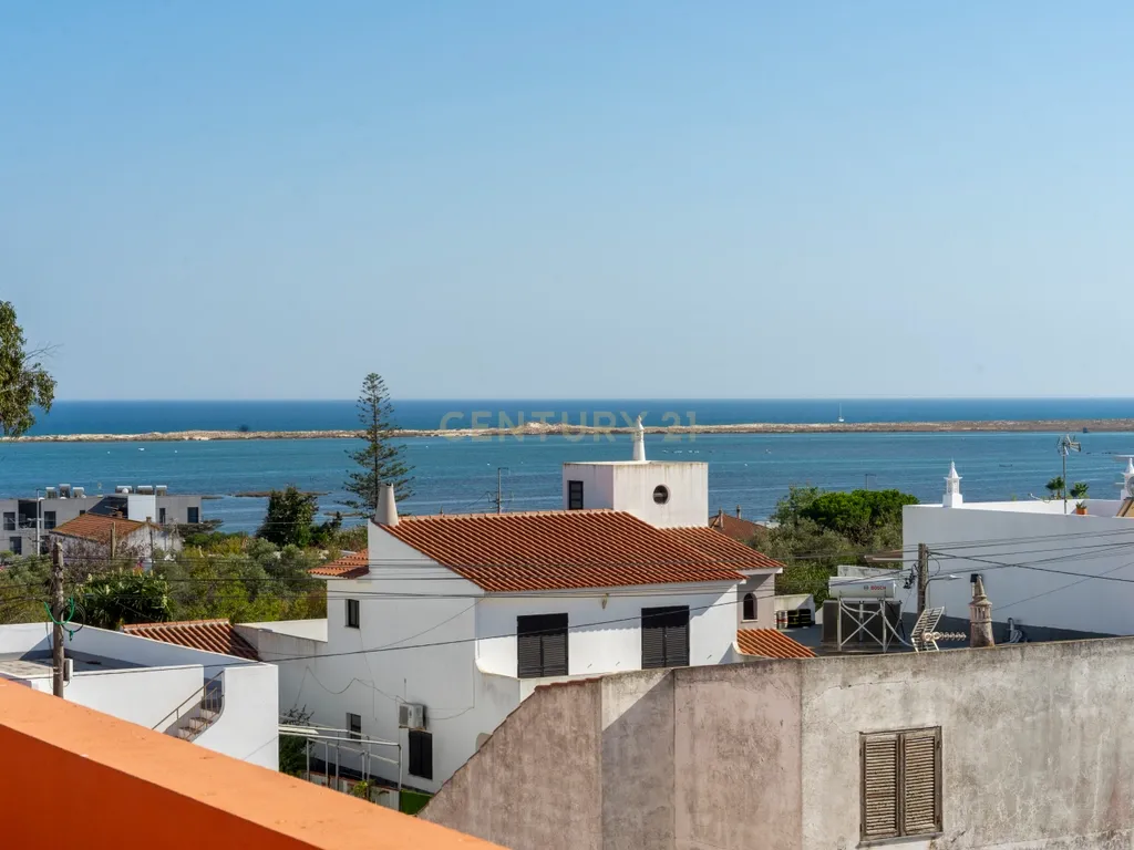 Moradia T3 com Piscina e Vista Mar - Fuzeta, Olhão - Image 34