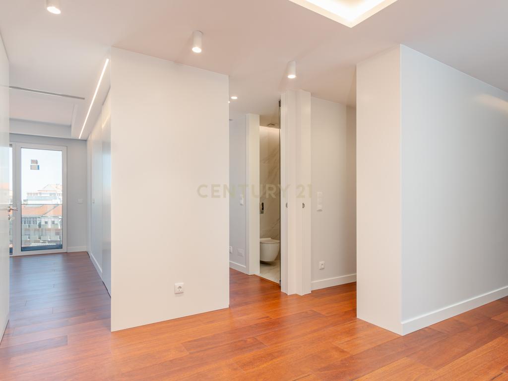 Empreendimento novo 2026, Apartamentos contemporâneos de elevado padrão. - Image 33