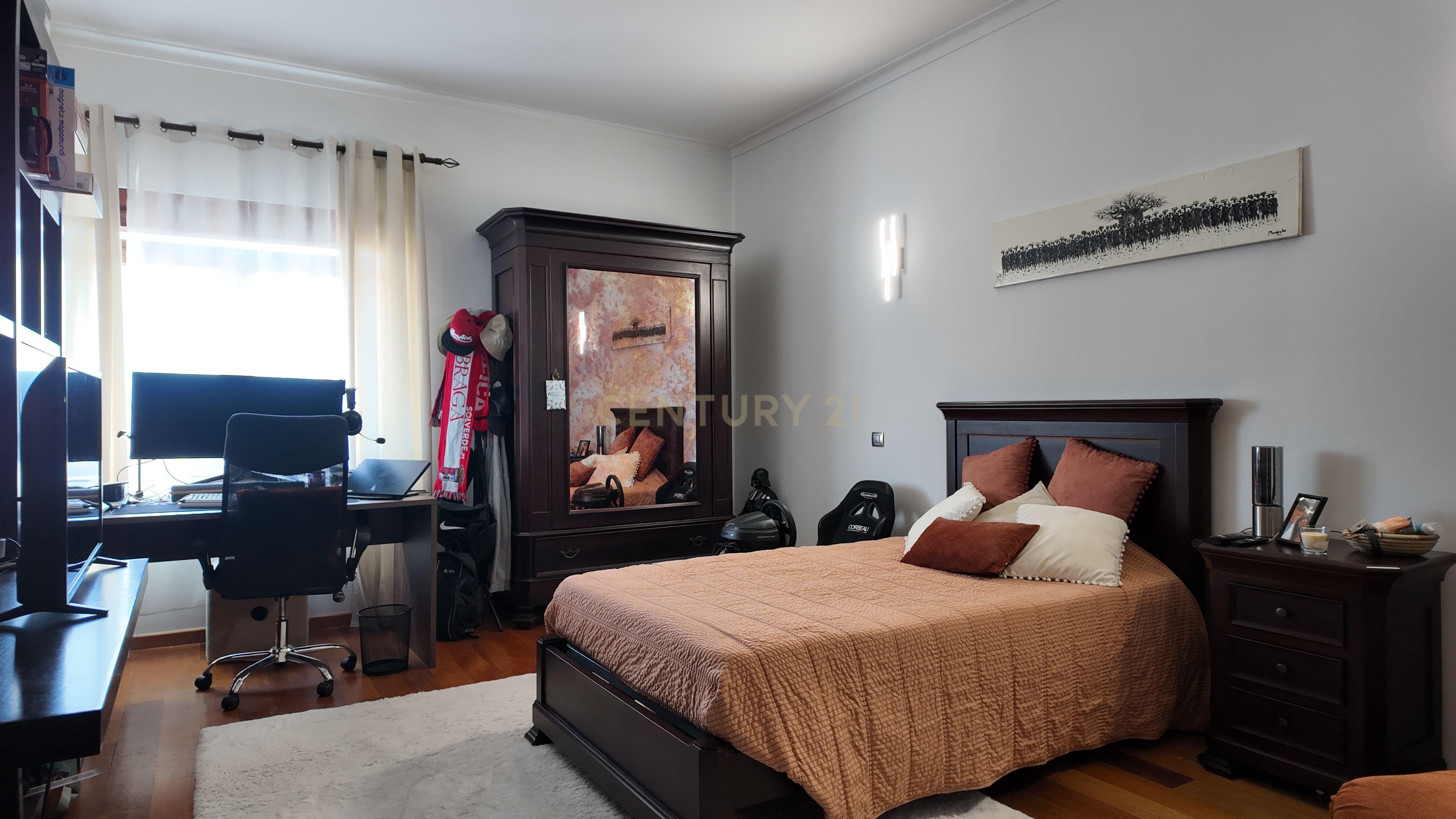 Fotografia 8 de 🏡 Moradia T4 Única com Vista Privilegiada para a Barragem do Pisco — São Vicente da Beira, Castelo Branco