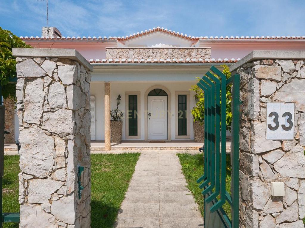 Moradia com 480m2 e piscina, na Ericeira - Image 38
