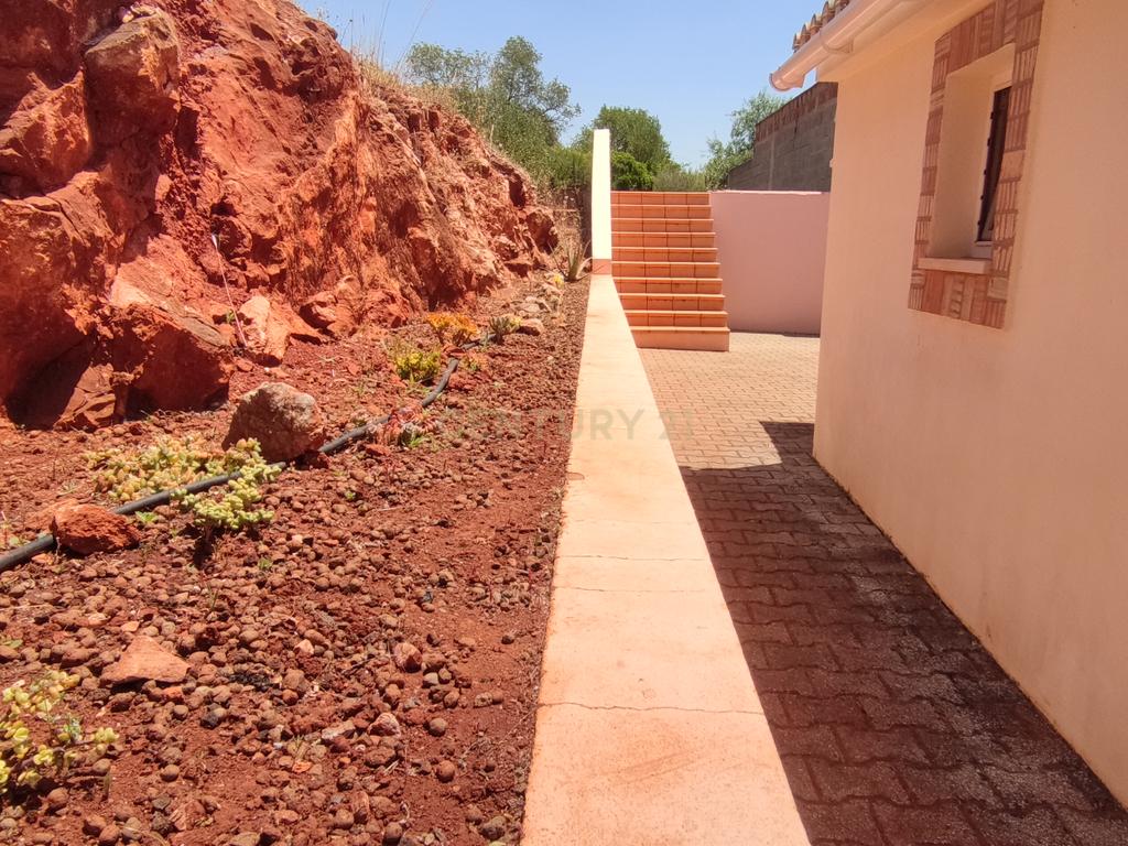 Quinta encantadora com potencial de expansão perto de Albufeira - Image 27