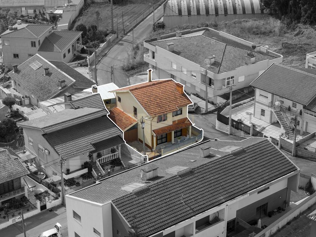 Moradia T3 Nogueira da Regedoura - Image 2