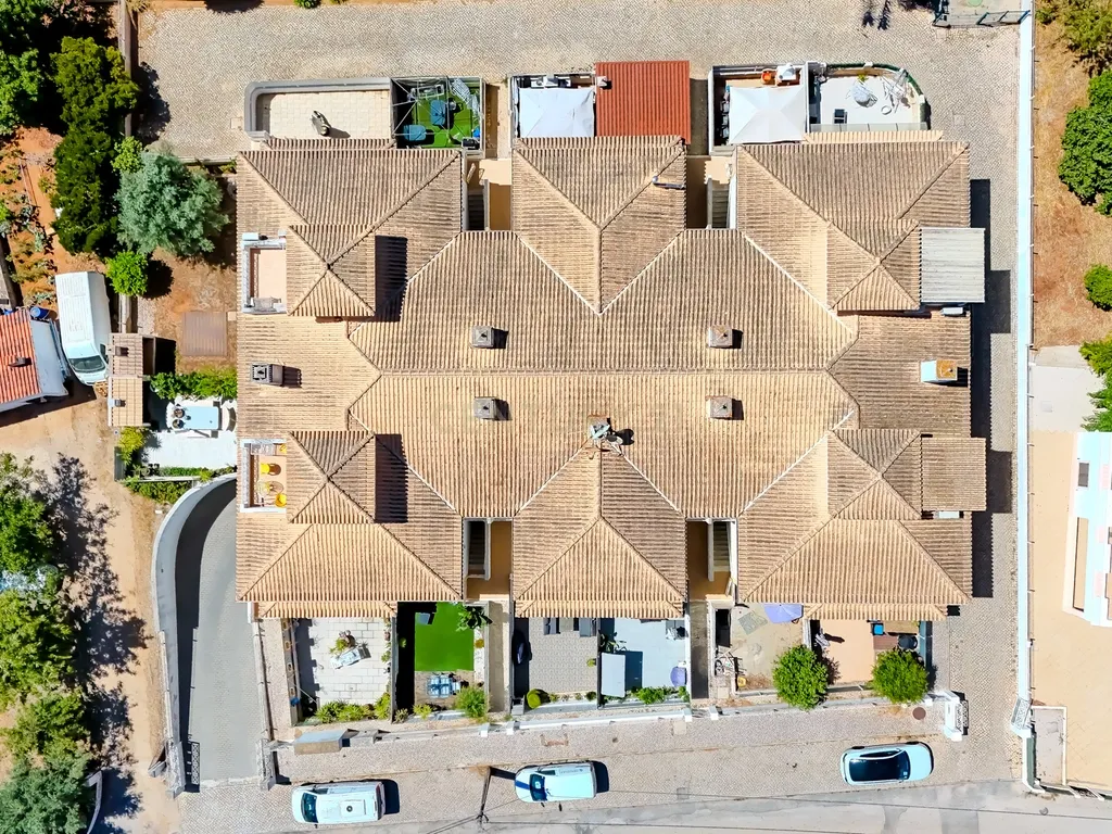 Moradia T2 com Garagem e Logradouro - Ferreiras, Albufeira - Image 41