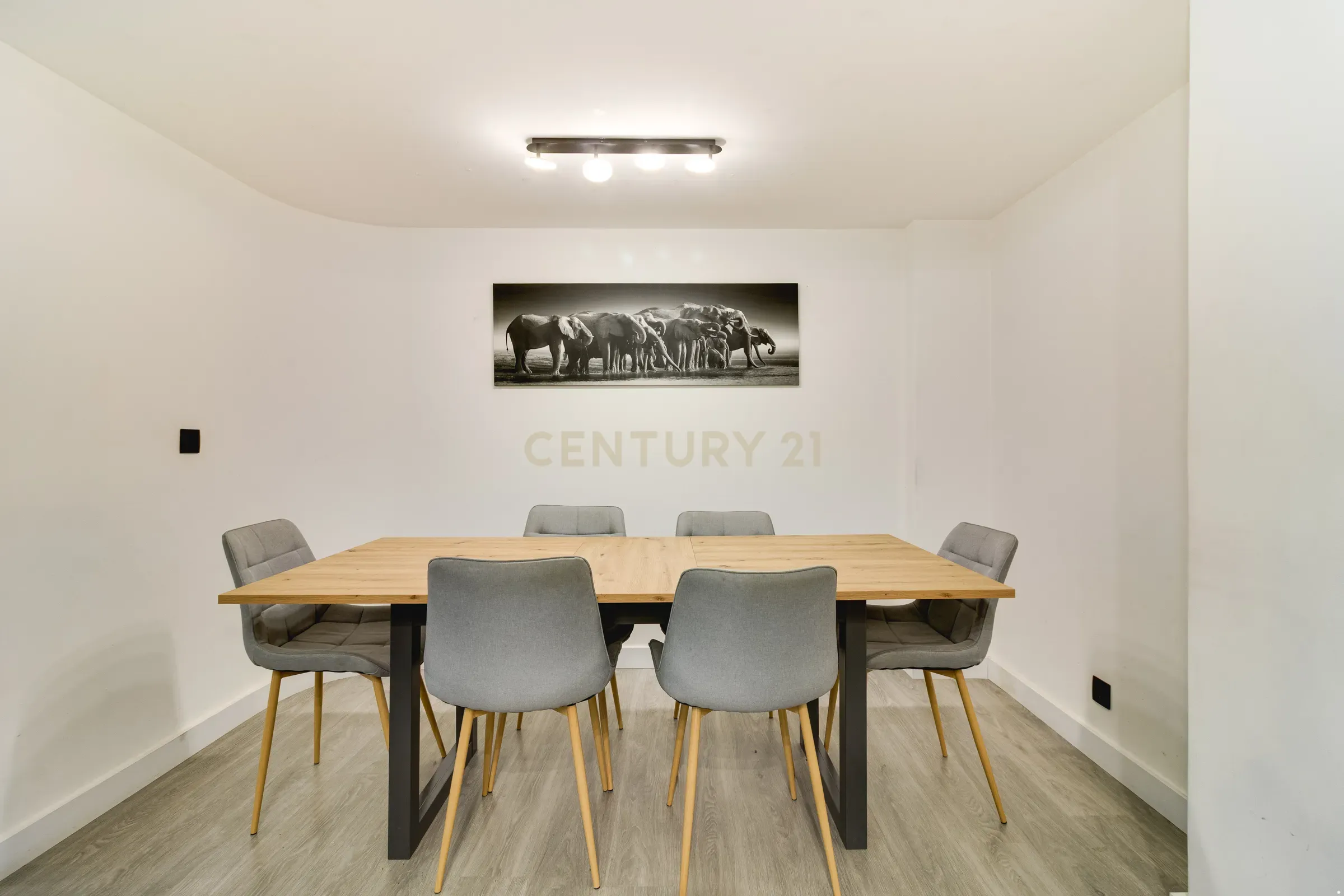 Fotografia 9 de Apartamento T1 + 1 (CAVE-2) à venda na Avenida Cidade de Lisboa - Casal do Cotão