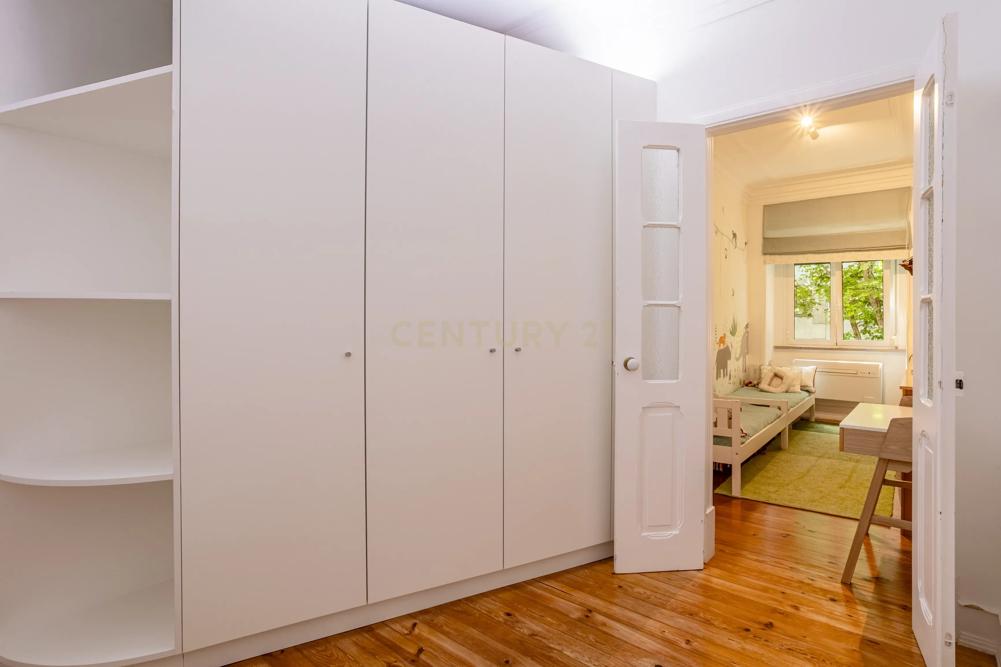 Apartamento T2+1 para venda - Campo Pequeno - Image 10
