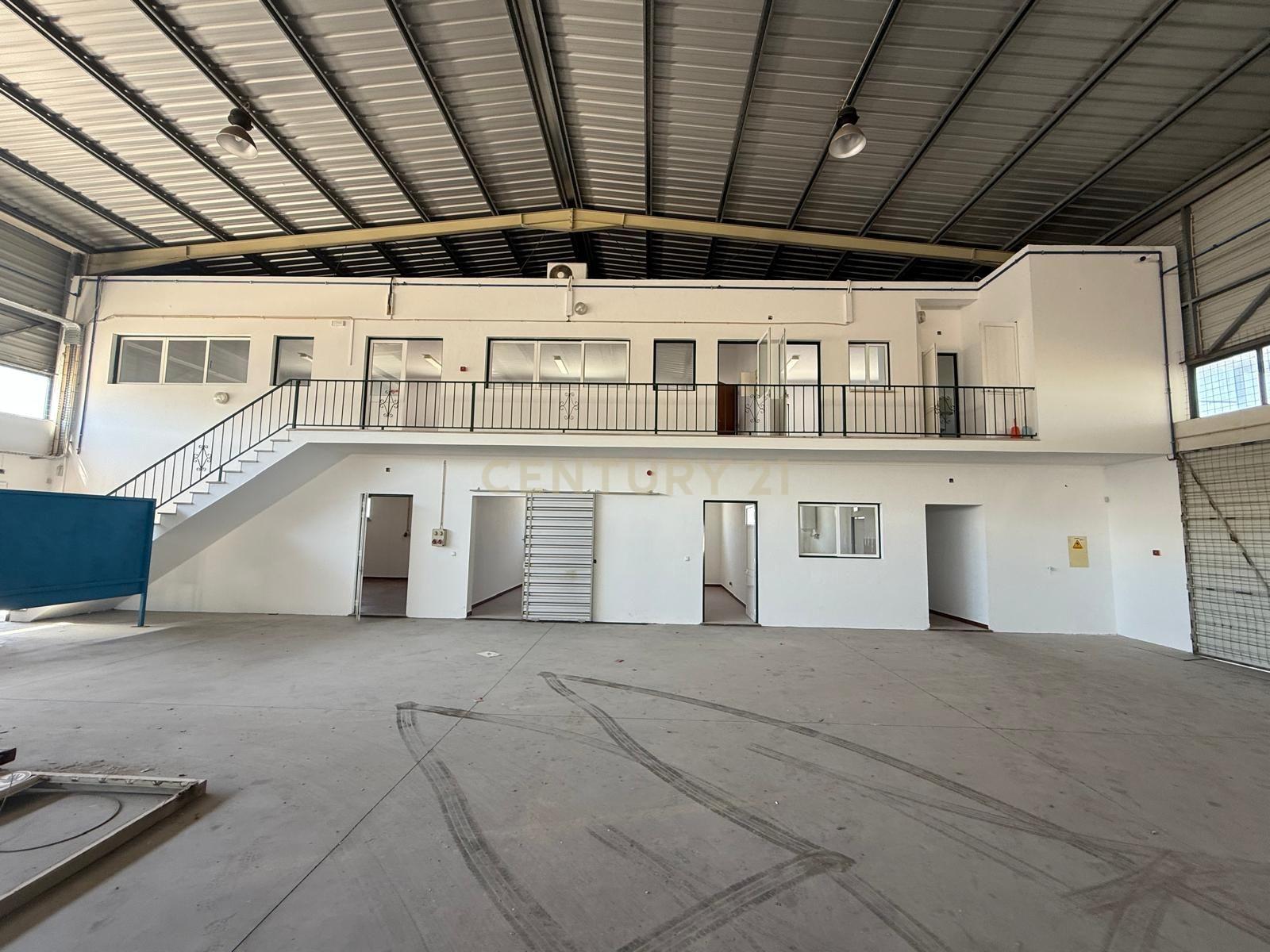 Armazém Industrial para Arrendamento – Riachos, Torres Novas - Image 11