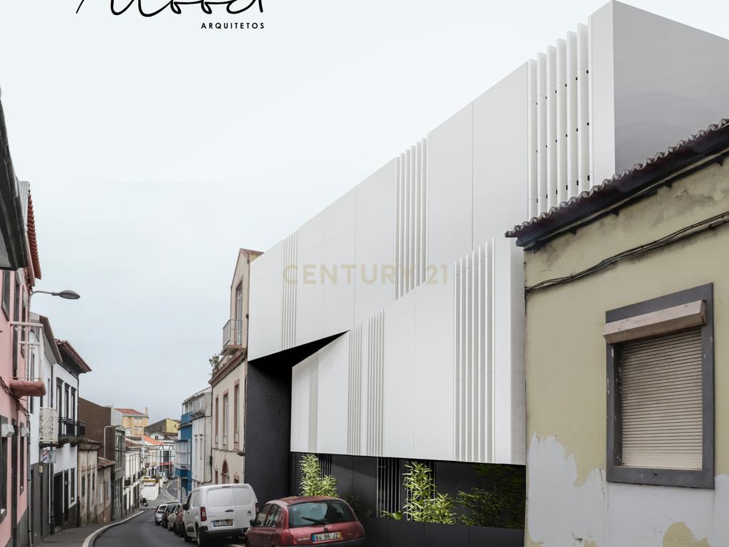 Terreno Urbano com Projeto Aprovado no centro de Ponta Delgada– Oportunidade Única de Investimento - Image 8