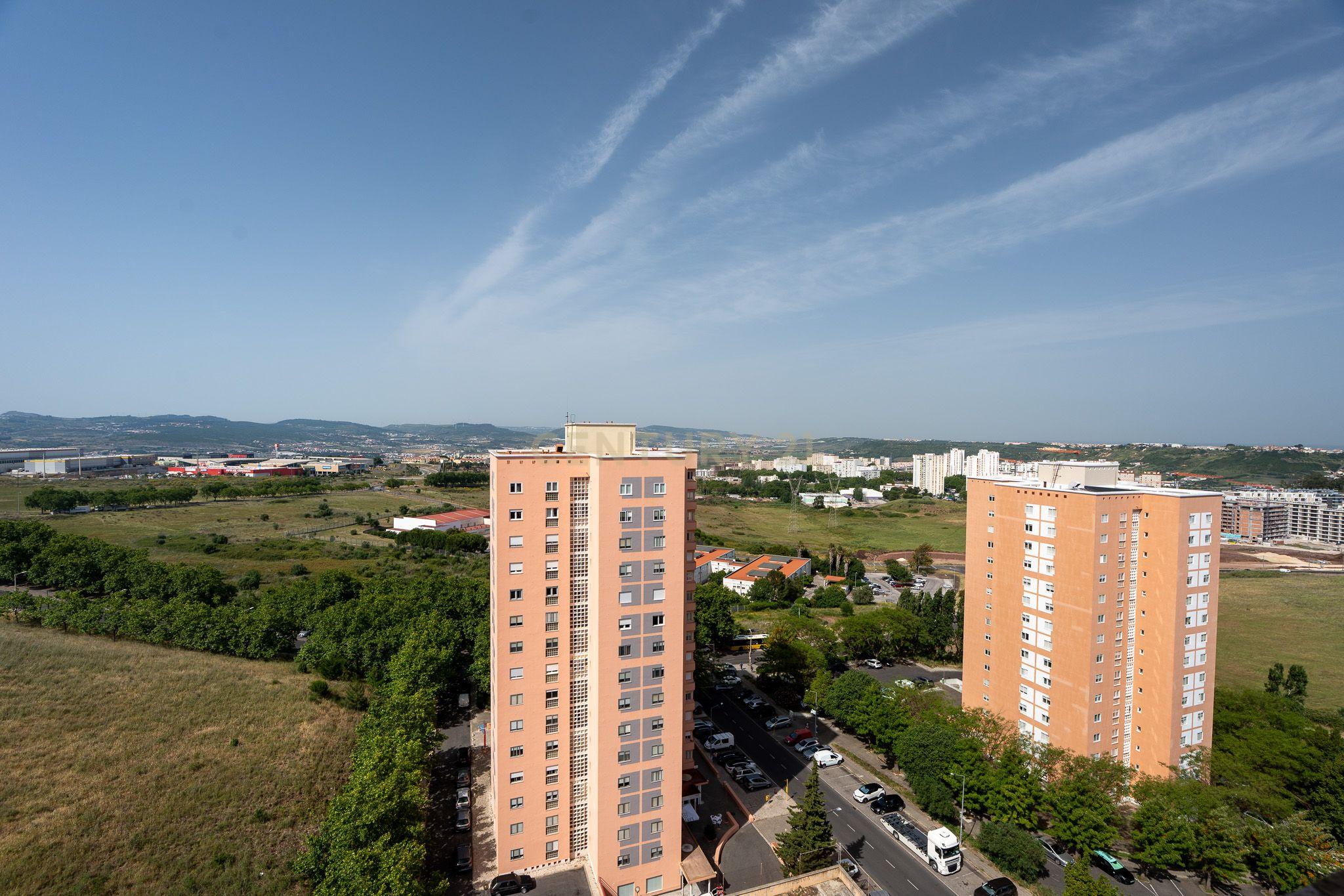 Apartamento T3 à venda em Santo António dos Cavaleiros e Frielas, Loures — foto 16