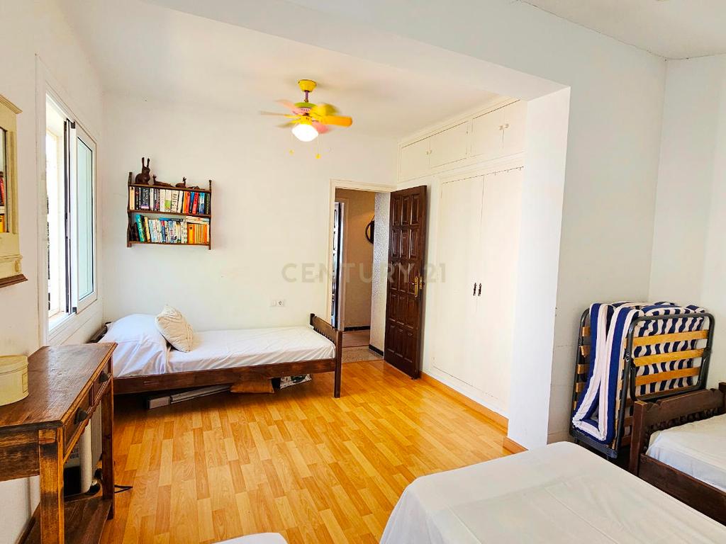 Cobertura com terraço, jardim e piscina privada com vista para o mar em Llançà - Image 30