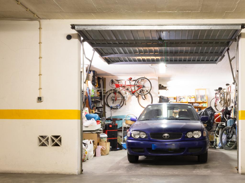 Apartamento T3 com garagem situado numa zona residencial de Lagos, Portugal - Image 28