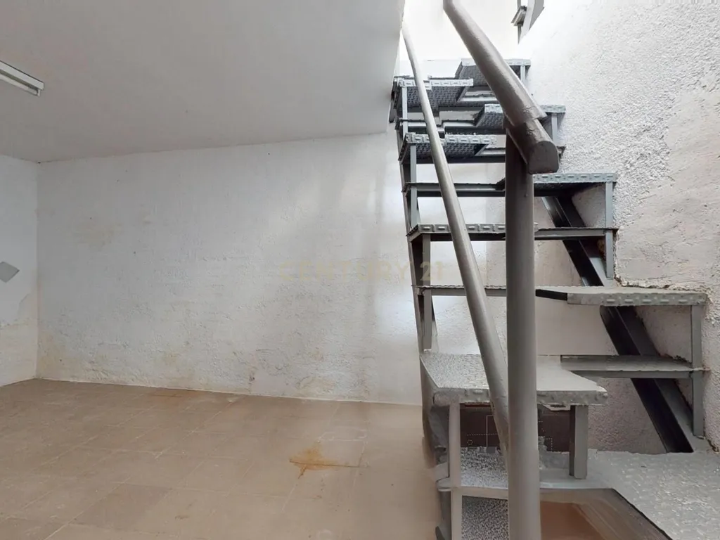 undefined - Image 11