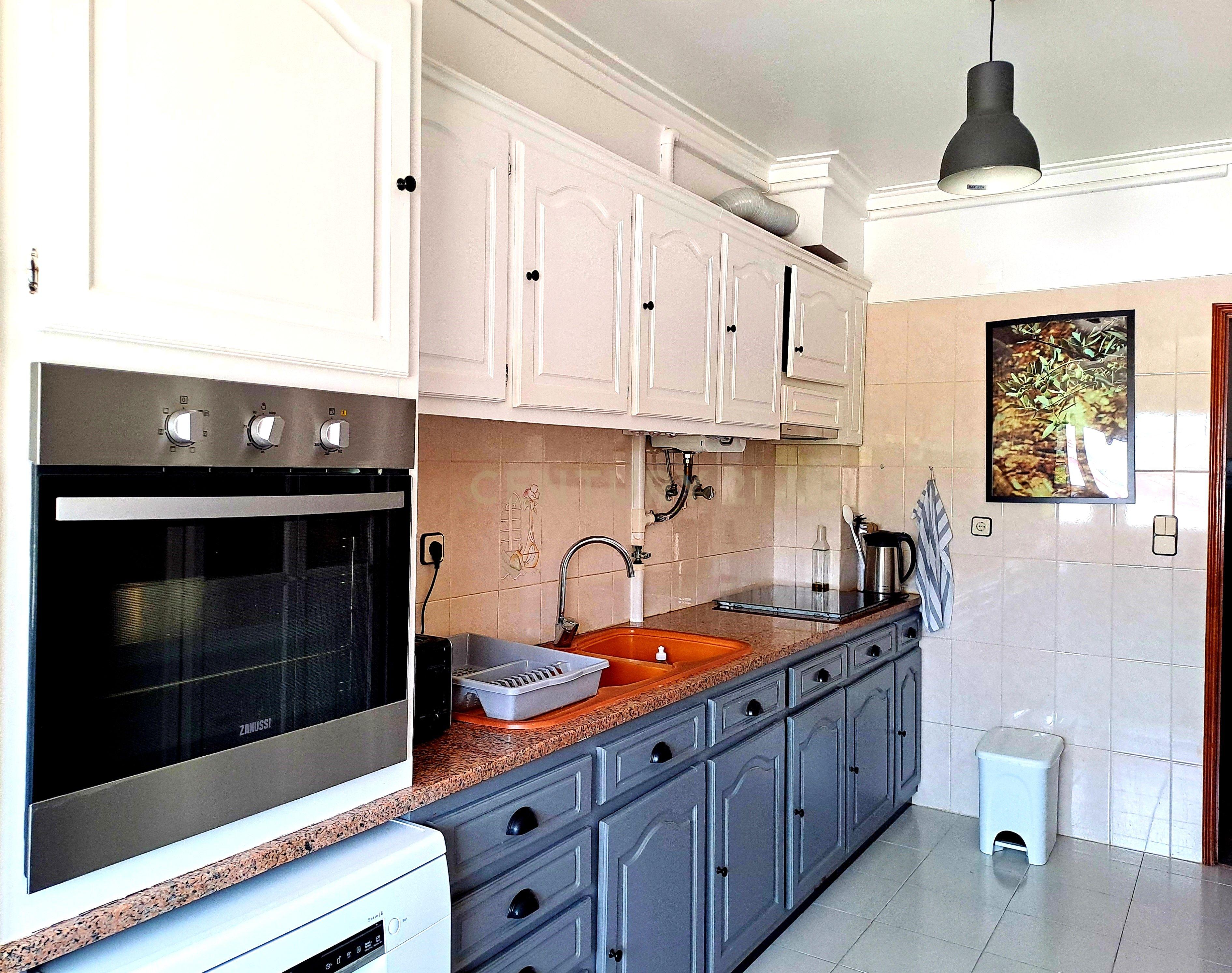 Apartamento T3+1 "duplex" em Pinheiro de Loures - Image 9
