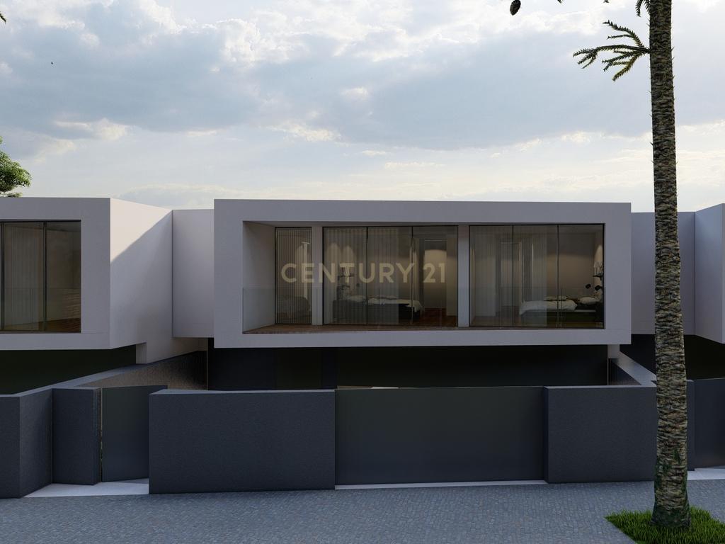 MORADIA DE LUXO V4 EM CONSTRUÇÃO - PRAIA DE MADALENA - Image 5