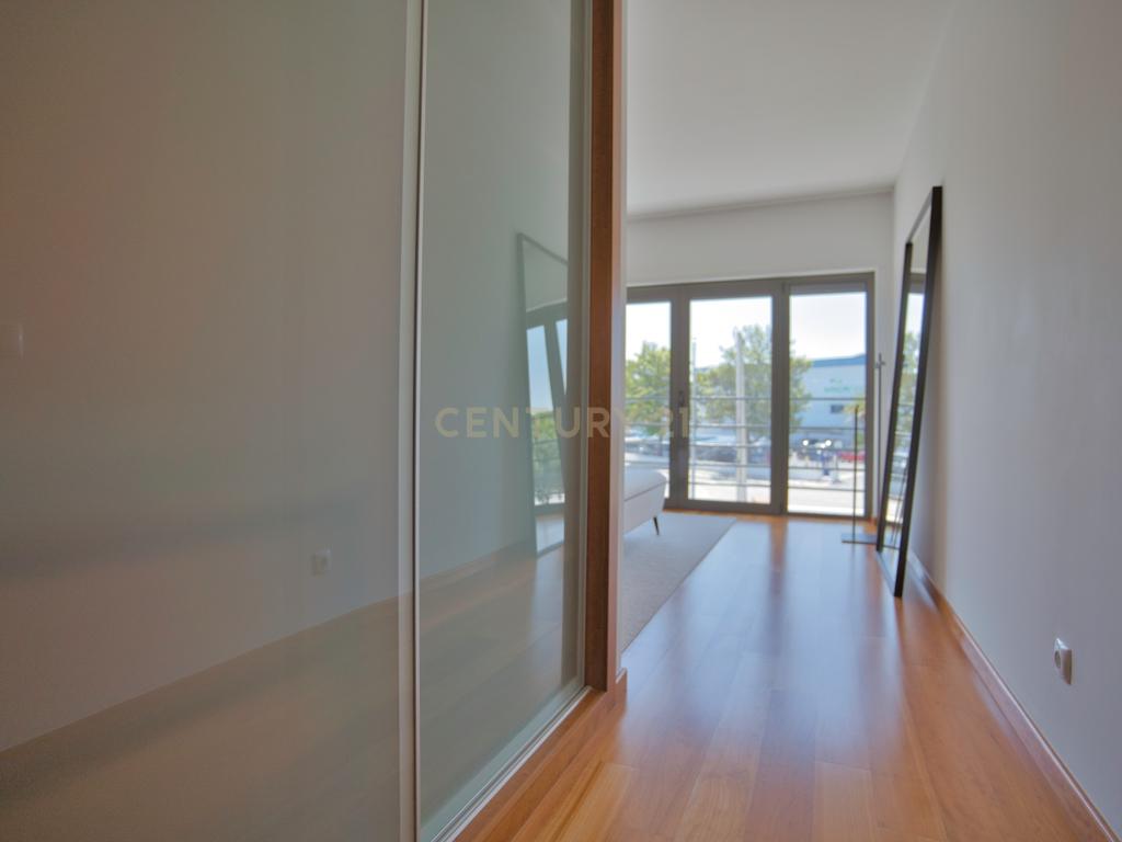 Lagoon Villas - Moradia T4 com o melhor Rooftop de Alcochete - Image 37