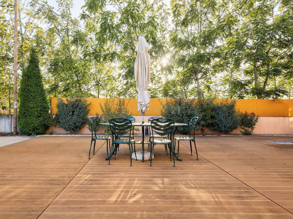 Propriedade T8 com Jardins, Lago e Potencial Alojamento - Localização Premium - Image 47