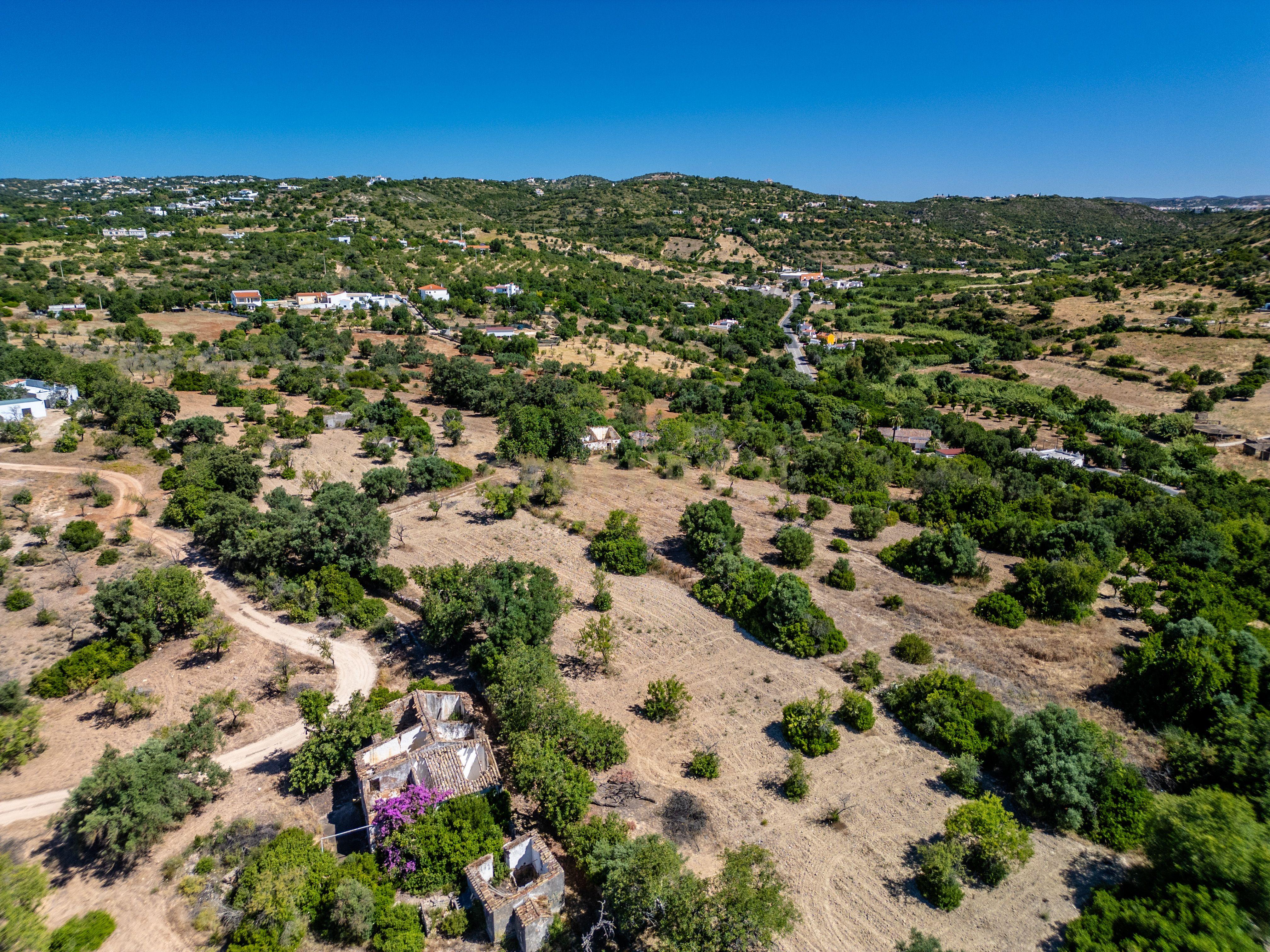Fotografia 7 de Terreno com 16.700 m² + Ruína | Vista Mar e Serra | Conceição e Estoi – Faro