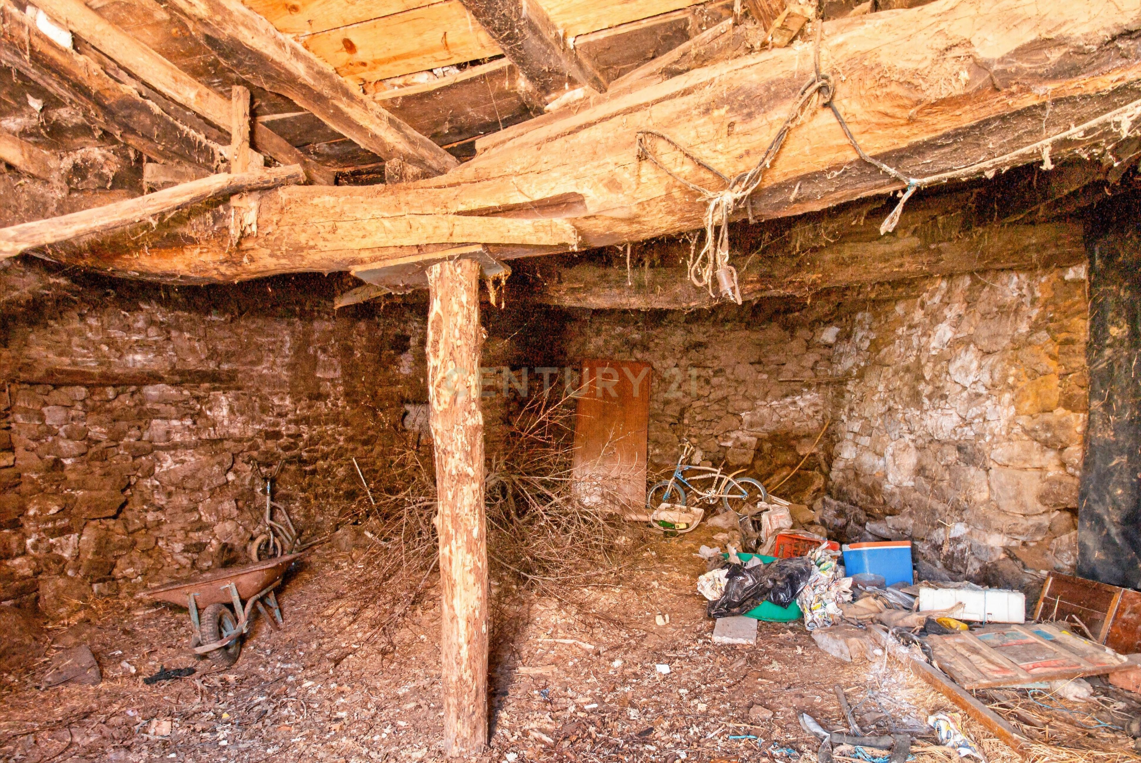 Moradia T3 à venda em Vilar de Ossos, Vinhais — foto 13