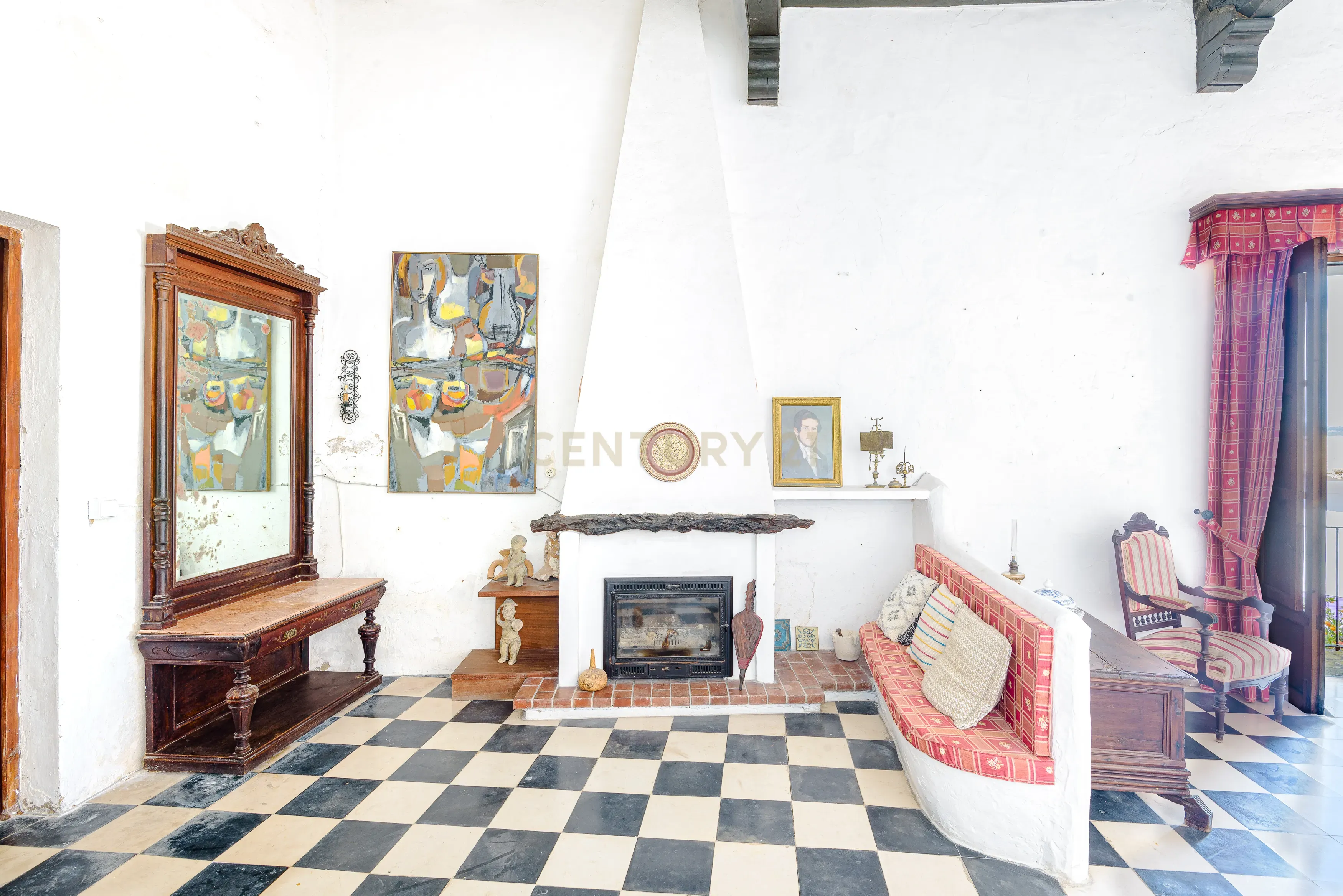 À venda: Casa histórica com grande potencial em Dalt Vila – Ibiza - Image 10