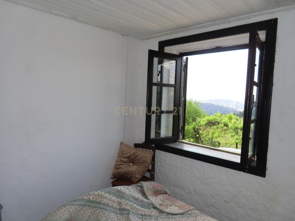 Moradia T2 em Travanca, Cinfães – Ideal para Habitação ou Férias - Image 27