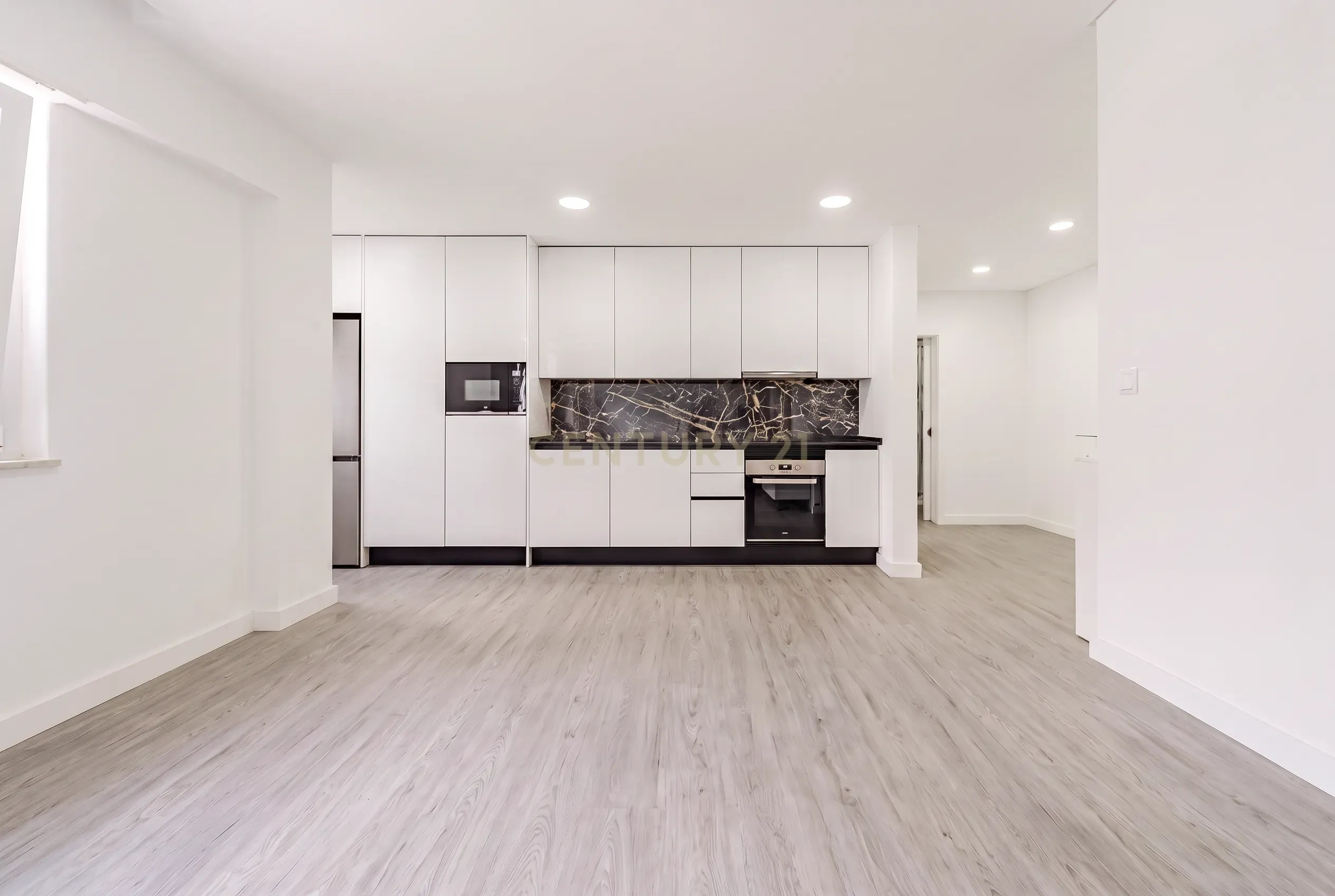 Fotografia 8 de Apartamento T1 Como Novo, em Corroios