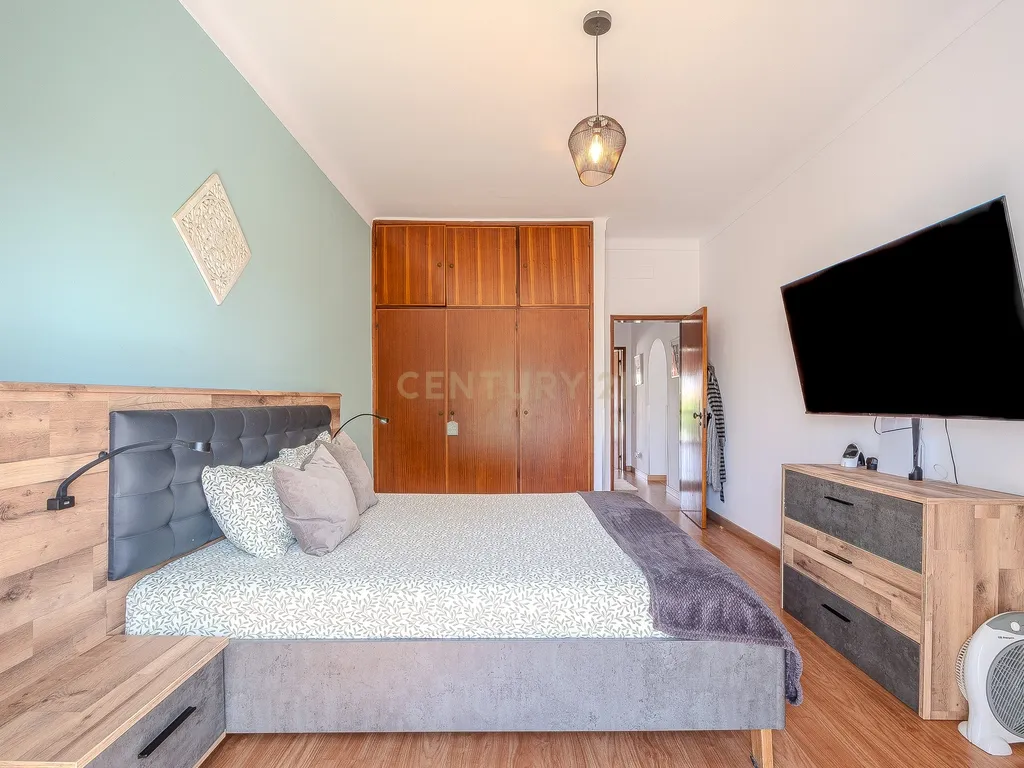 Apartamento T2 de 105m2 com Varanda e Vista Campo – Páteo, Albufeira - Image 19