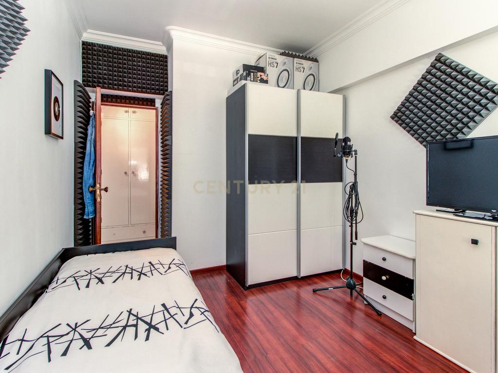 Apartamento T2 Monte Abraão  - Image 13