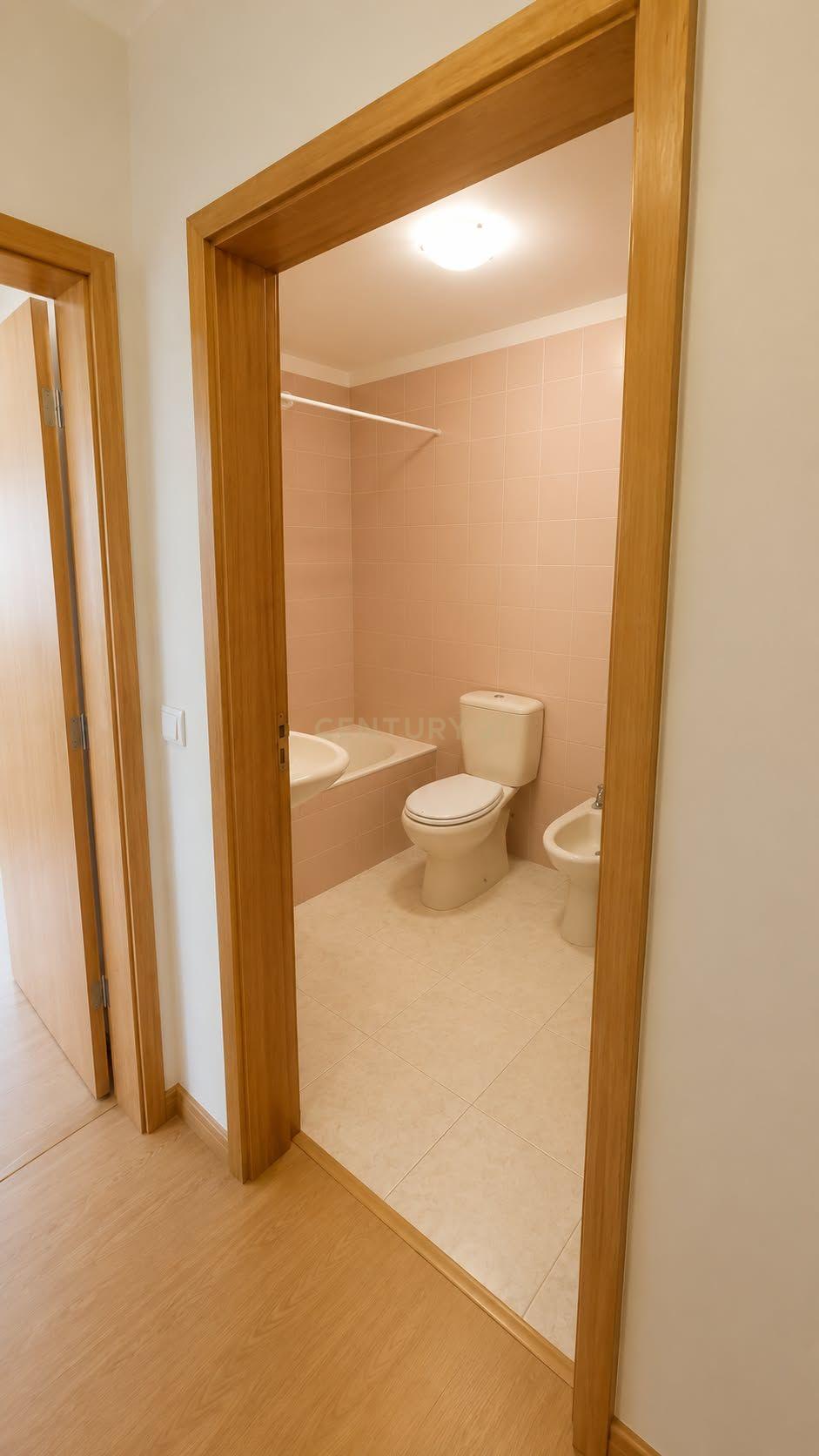 Fotografia 5 de Apartamento T2 em Ramalde, Porto - Excelente Oportunidade!