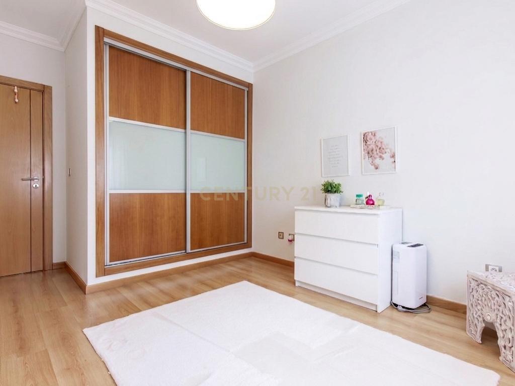 Apartamento T2 +1 em Quinta do Conde - Image 14