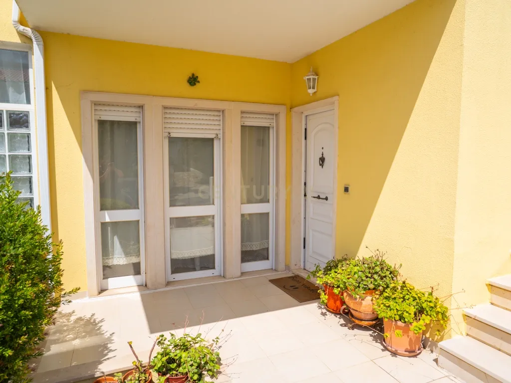 Apartamento T3+1 Duplex| 2 minutos do Centro de Caldas da Rainha - Image 35