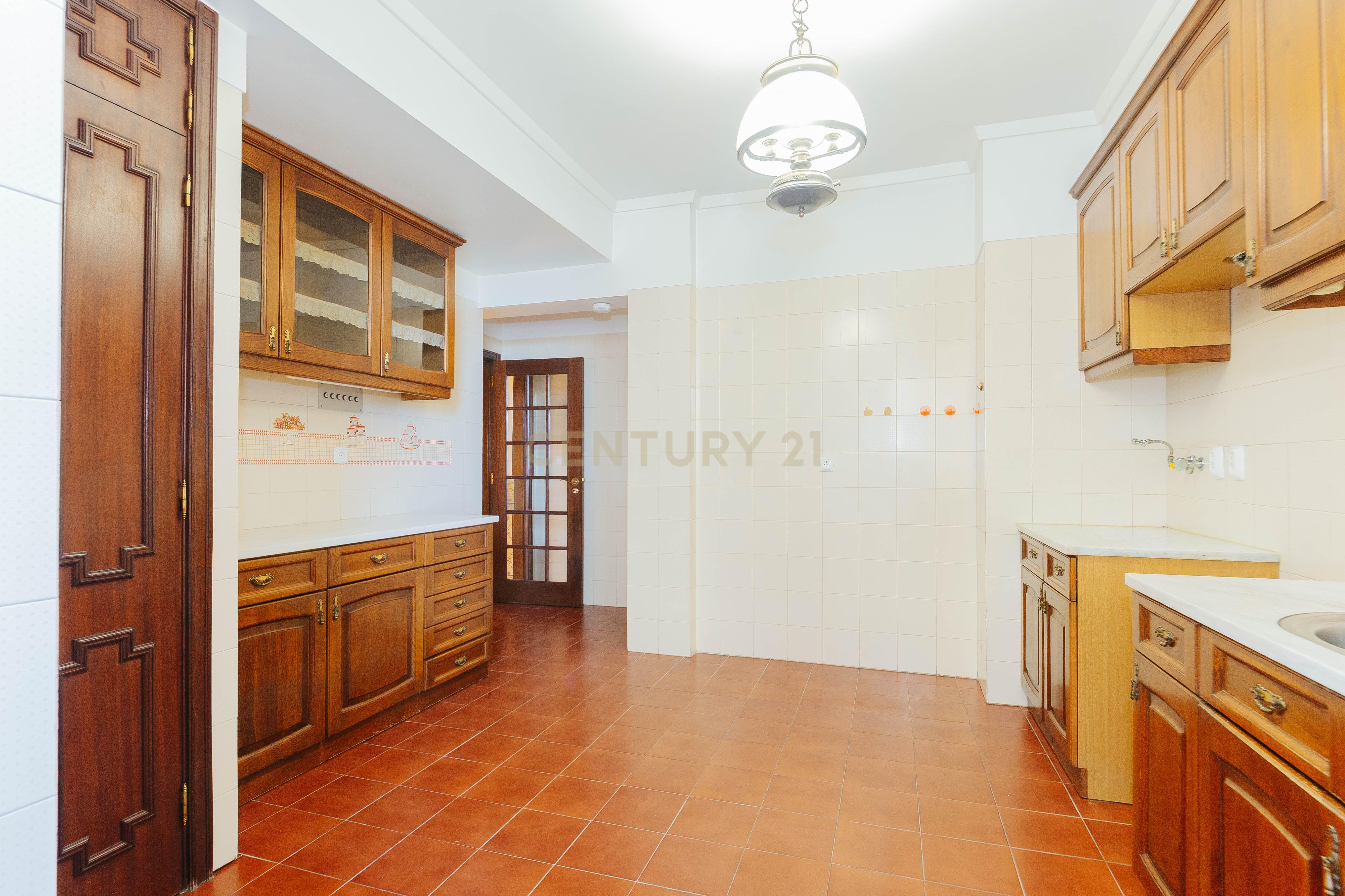 Fotografia 7 de Apartamento T3 - Restelo Lisboa