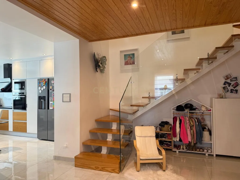 Fantástica Moradia T3, localizada na aldeia de Póvoa da Atalaia, concelho do Fundão - Image 17