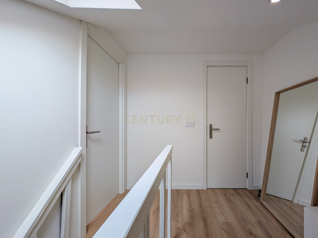 Apartamento de 3+1 assoalhadas totalmente renovado. - 2 Varandas - Image 24