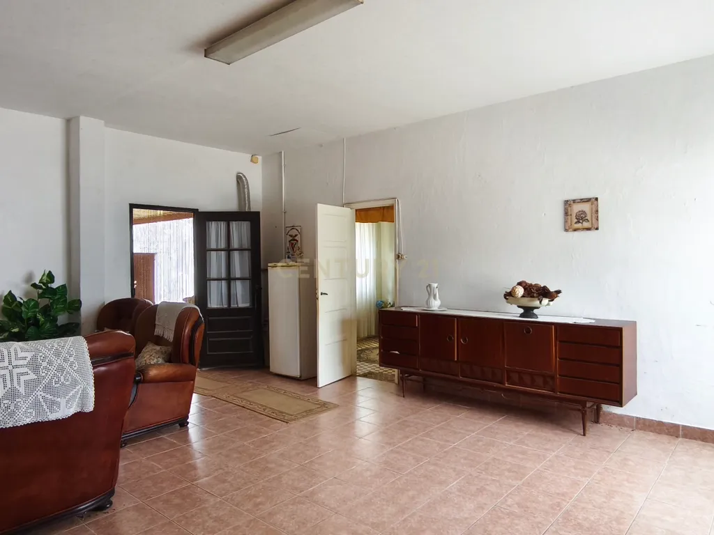 Moradia T4 em Torres Vedras em lote de 625m2 - Image 25