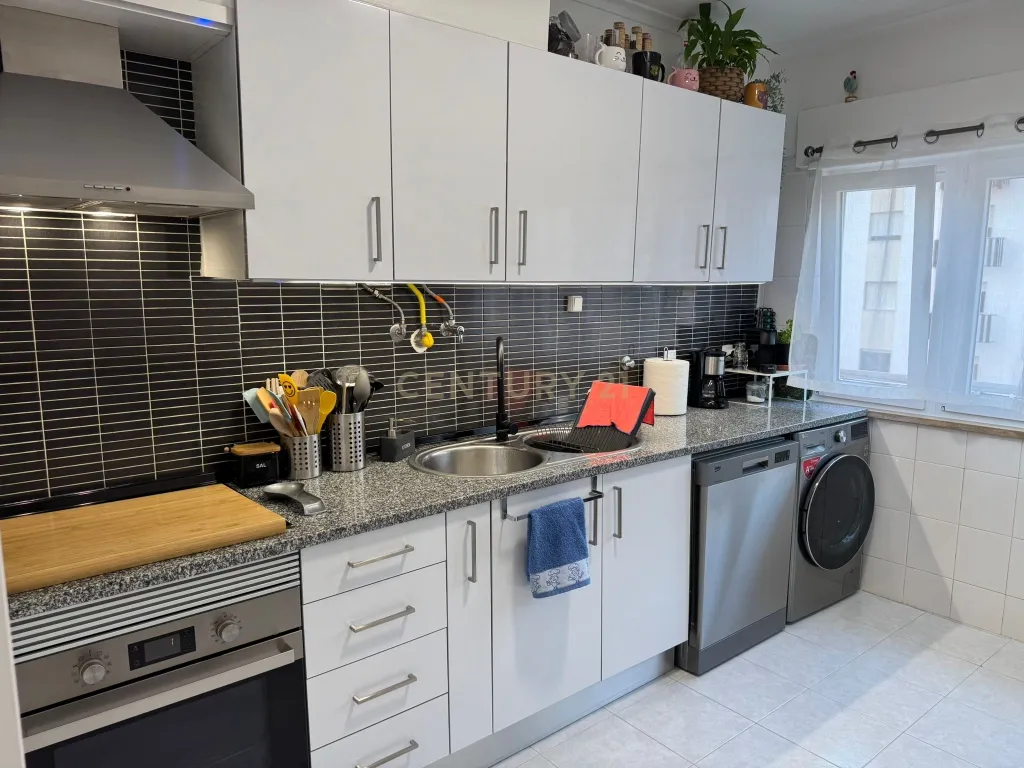 Apartamento T2 Rio de Mouro - Image 8