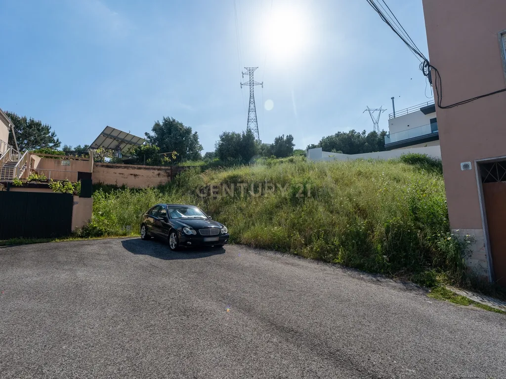 Terreno para venda localizado em Odivelas - Image 7
