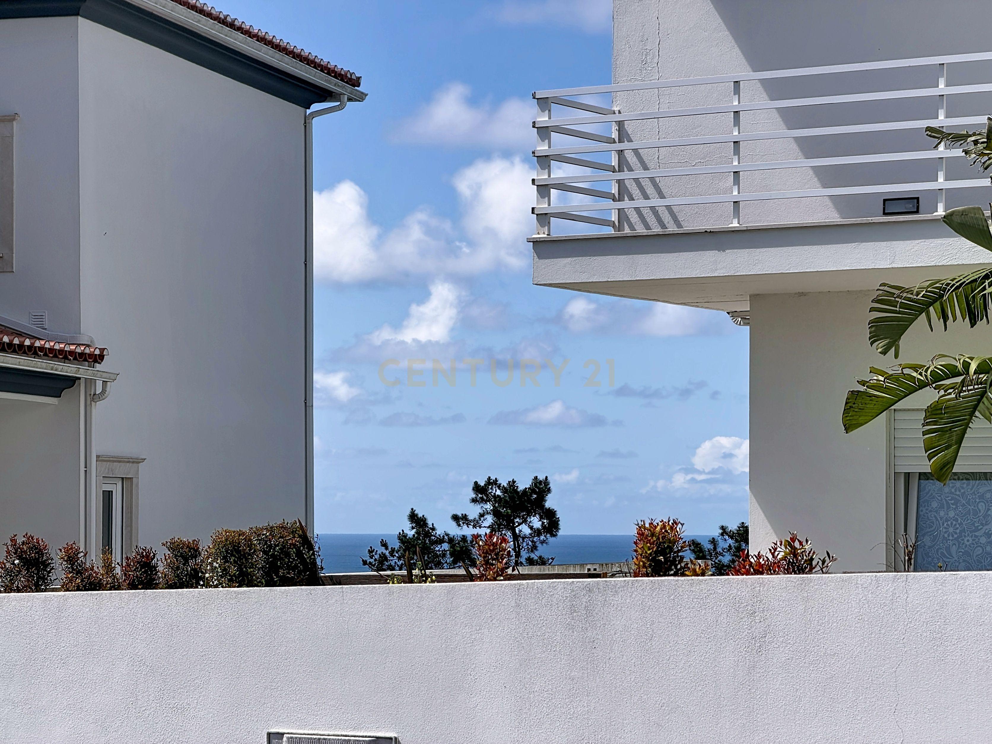 Fotografia 4 de Terreno Urbano em Nazaré, Leiria - Oportunidade Única