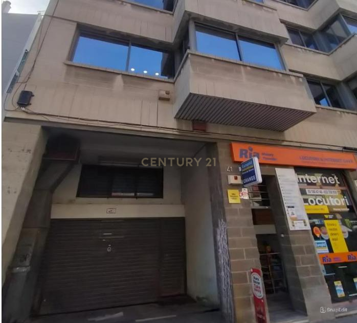 Garagem - Image 1