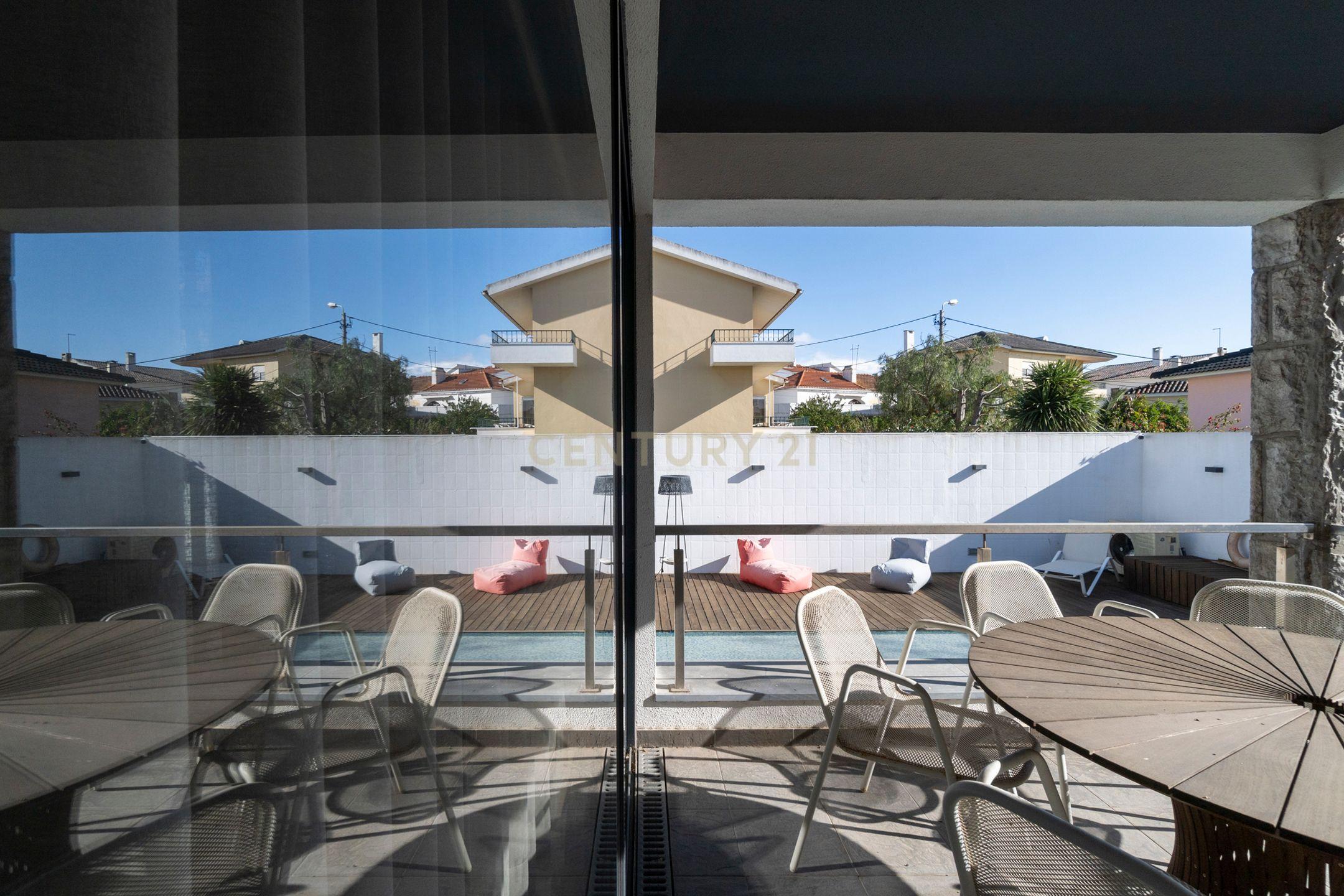 🏡 Luxo em Cada Detalhe: Moradia Exclusiva em Birre, Cascais - Image 45