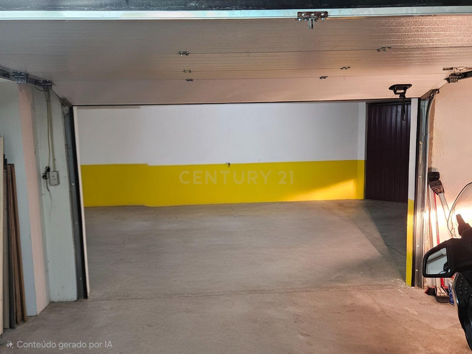Fotografia 10 de Garagem em Setúbal (São Sebastião) - 34m²