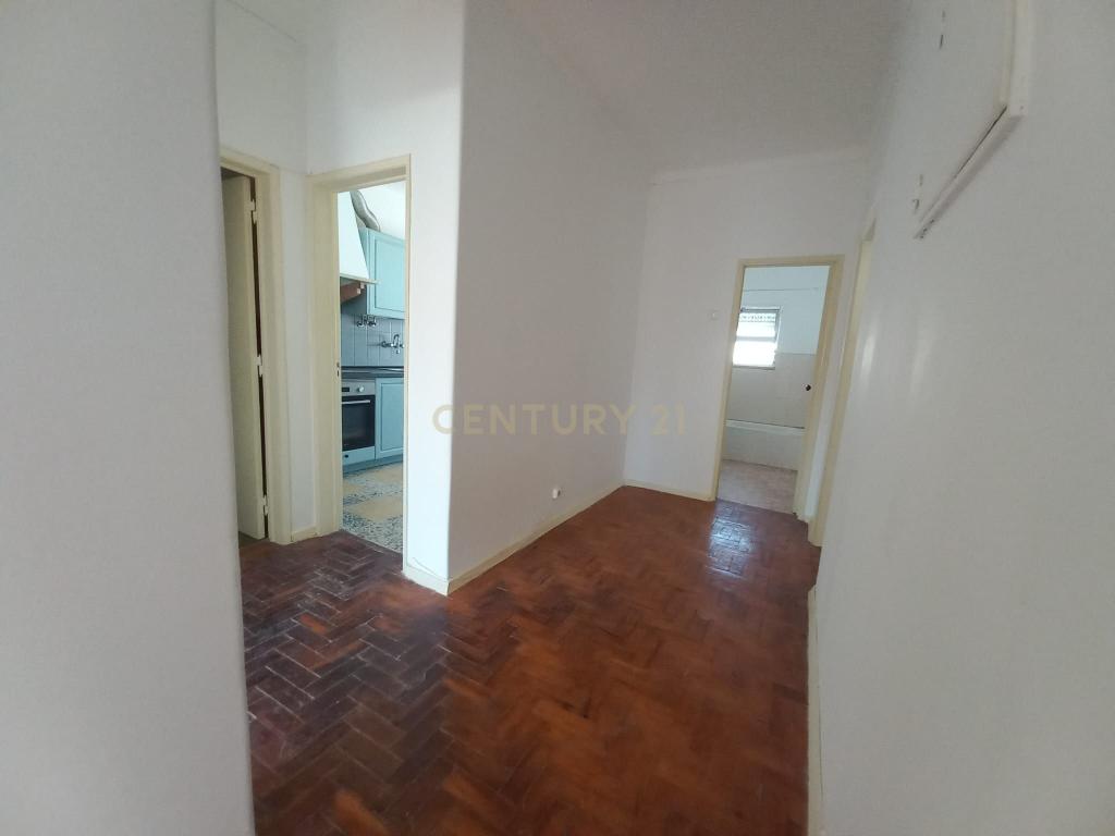T2 em Alto do Seixalinho, Barreiro - Image 22