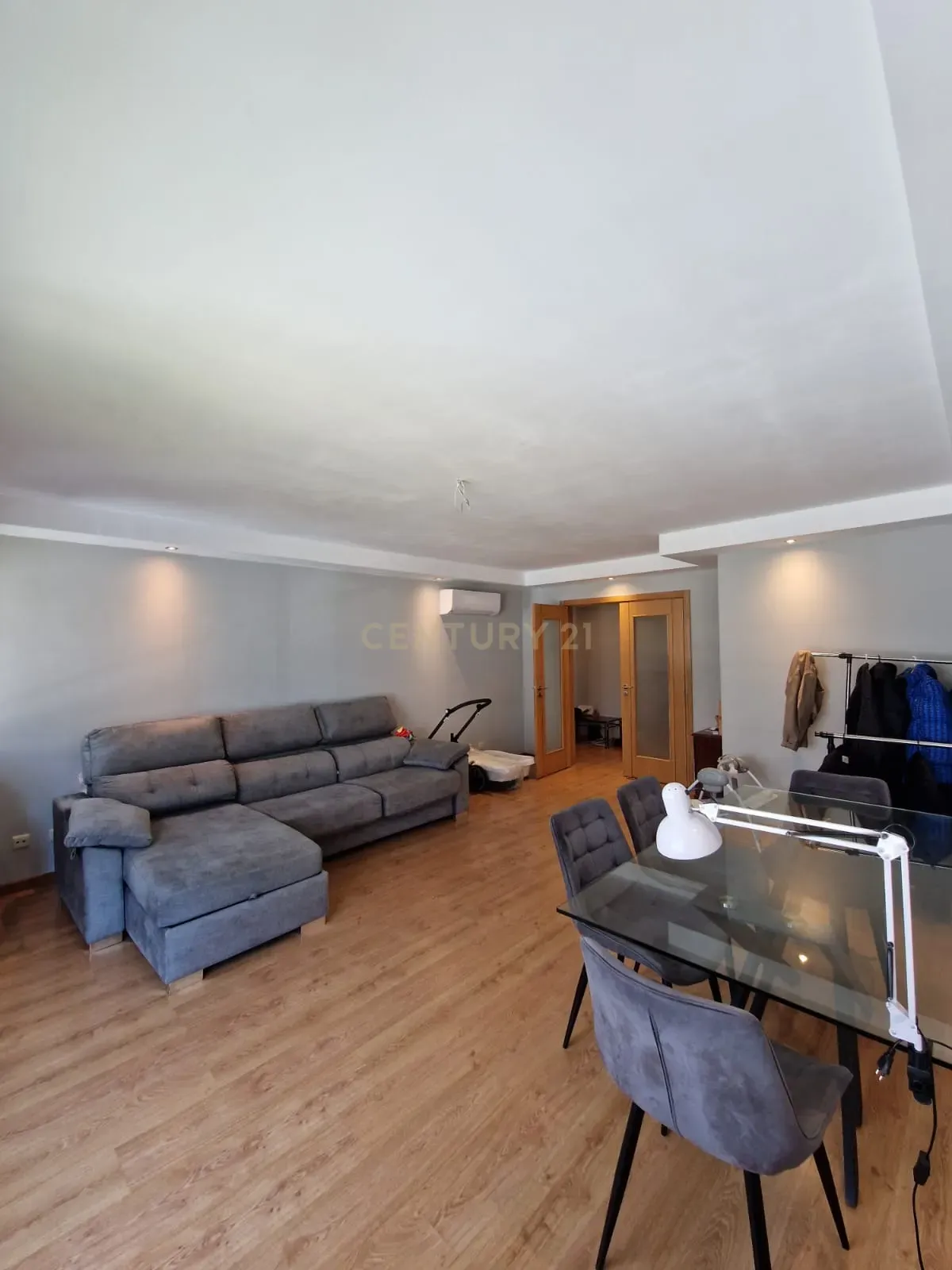 Apartamento T2 em Montijo com Garagem e Boa Exposição Solar - Image 3