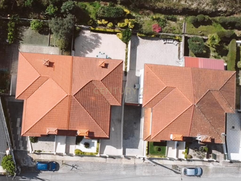 Espetacular Moradia T3 em Silvares Guimarães - Image 25